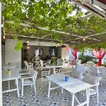 Ilica 2* Çeşme